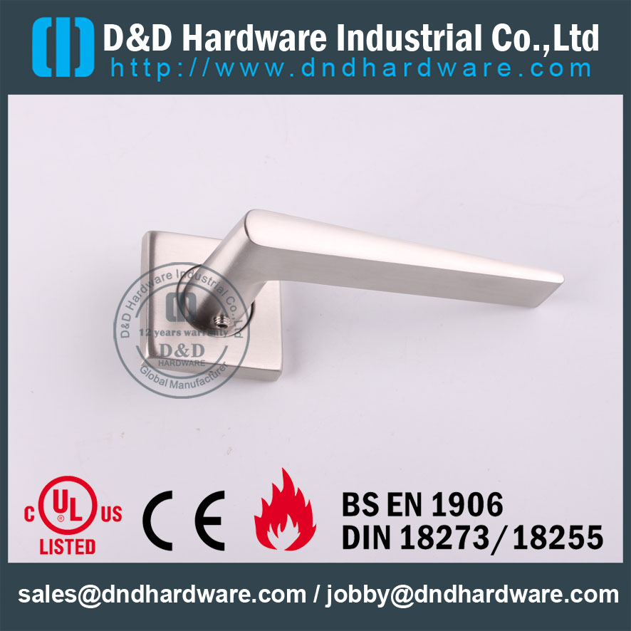 D & أمبير ؛ D الأجهزة 304 الفولاذ المقاوم للصدأ مقبض الباب مع CE DDSH044