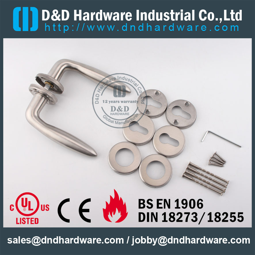 D & أمبير ؛ D الأجهزة - مقبض الباب Hollow Stainless Steel DDTH036