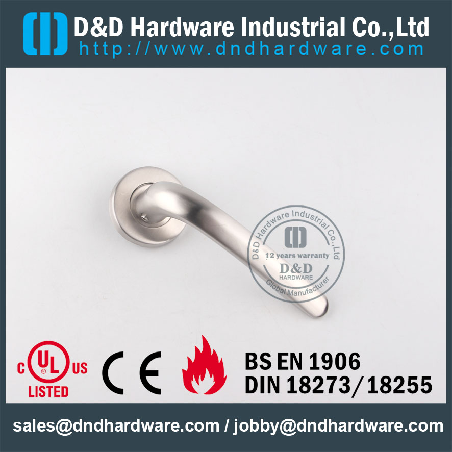 D & amp؛ D Hardware-CE مقبض الباب SS القياسي DDTH037