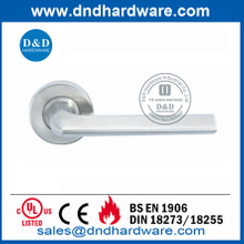 مقبض باب زخرفي صلب من الفولاذ المقاوم للصدأ ذو نوعية جيدة- DDSH016