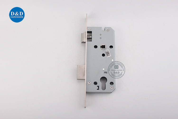 CE DOOR SAFEY LOCK