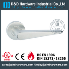 الفولاذ المقاوم للصدأ نوعية جيدة الجولة الصلبة التعامل مع باب الصناعية - DDSH172